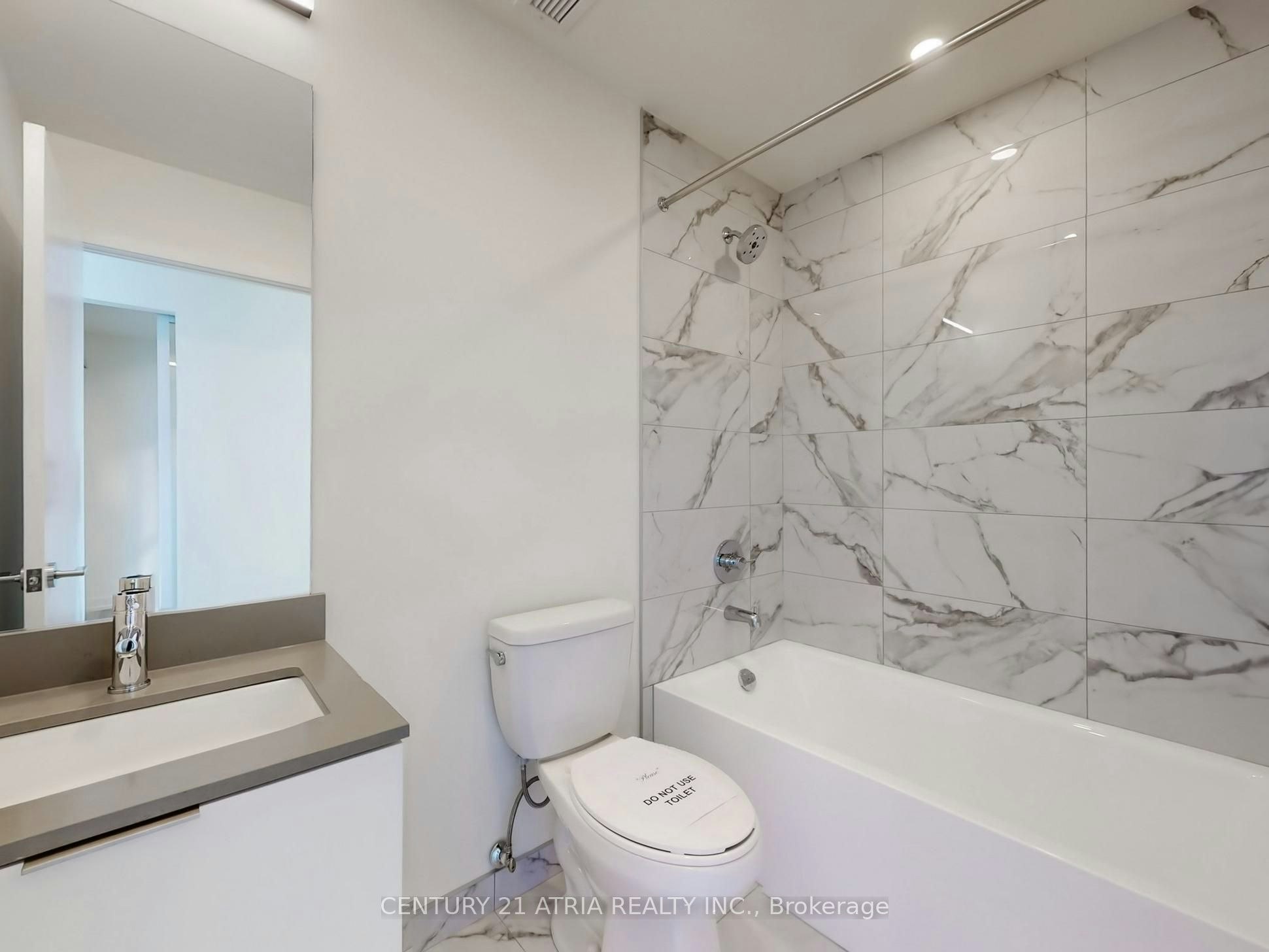4904-89 Church Street, Toronto, ON, M5C 0B7 - 20