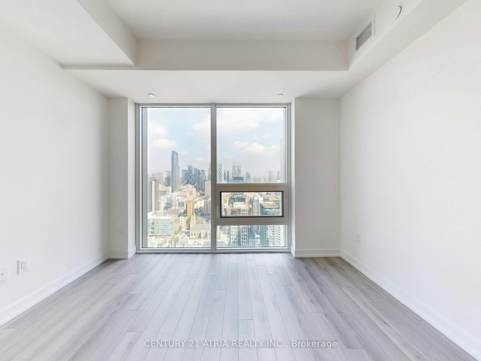 4904-89 Church Street, Toronto, ON, M5C 0B7 - 5