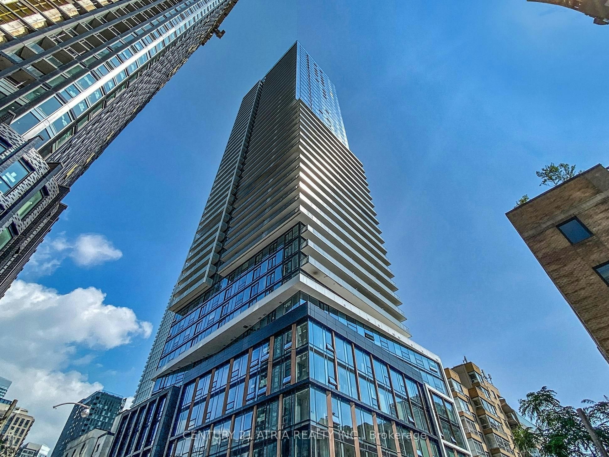 4904-89 Church Street, Toronto, ON, M5C 0B7
