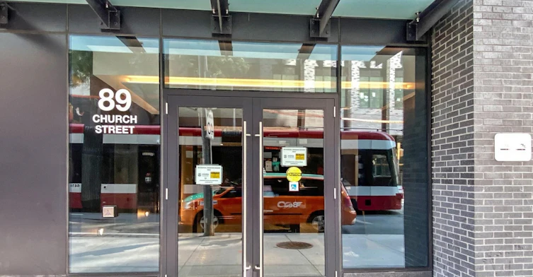 4904-89 Church Street, Toronto, ON, M5C 0B7 - 2