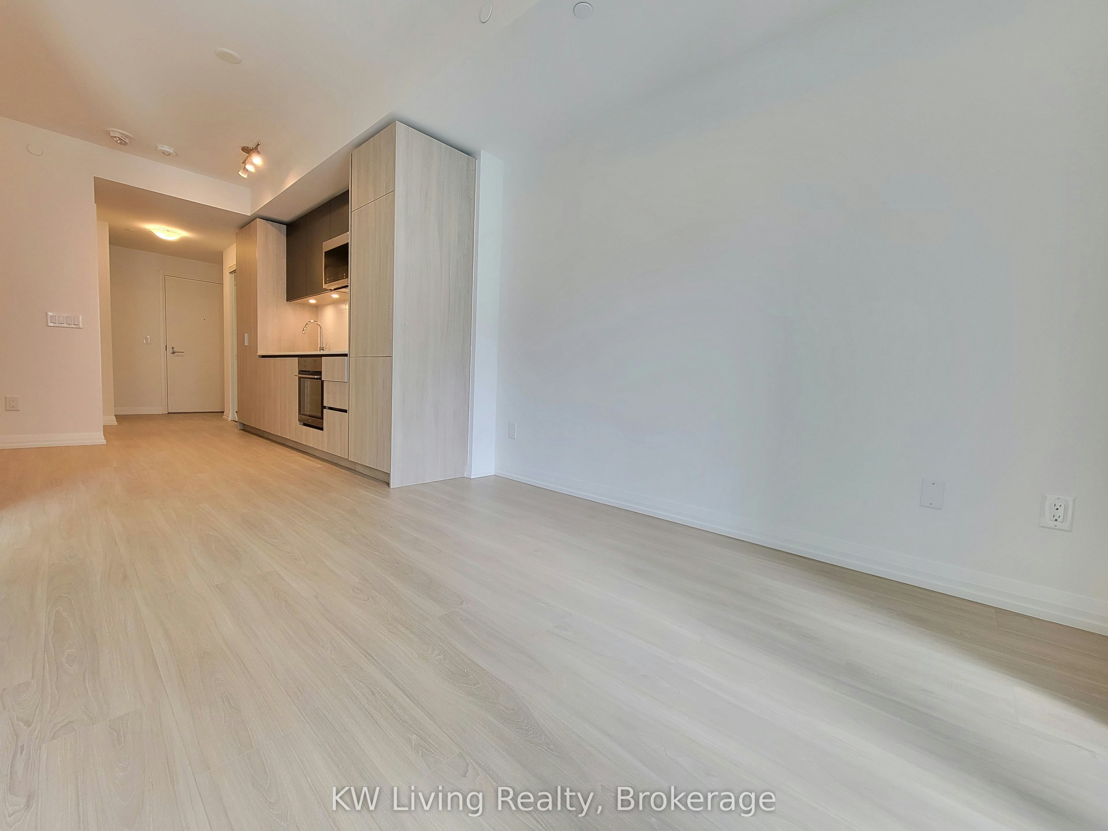 2822-28 Widmer Street, Toronto, ON, M5V 0T2 - 4