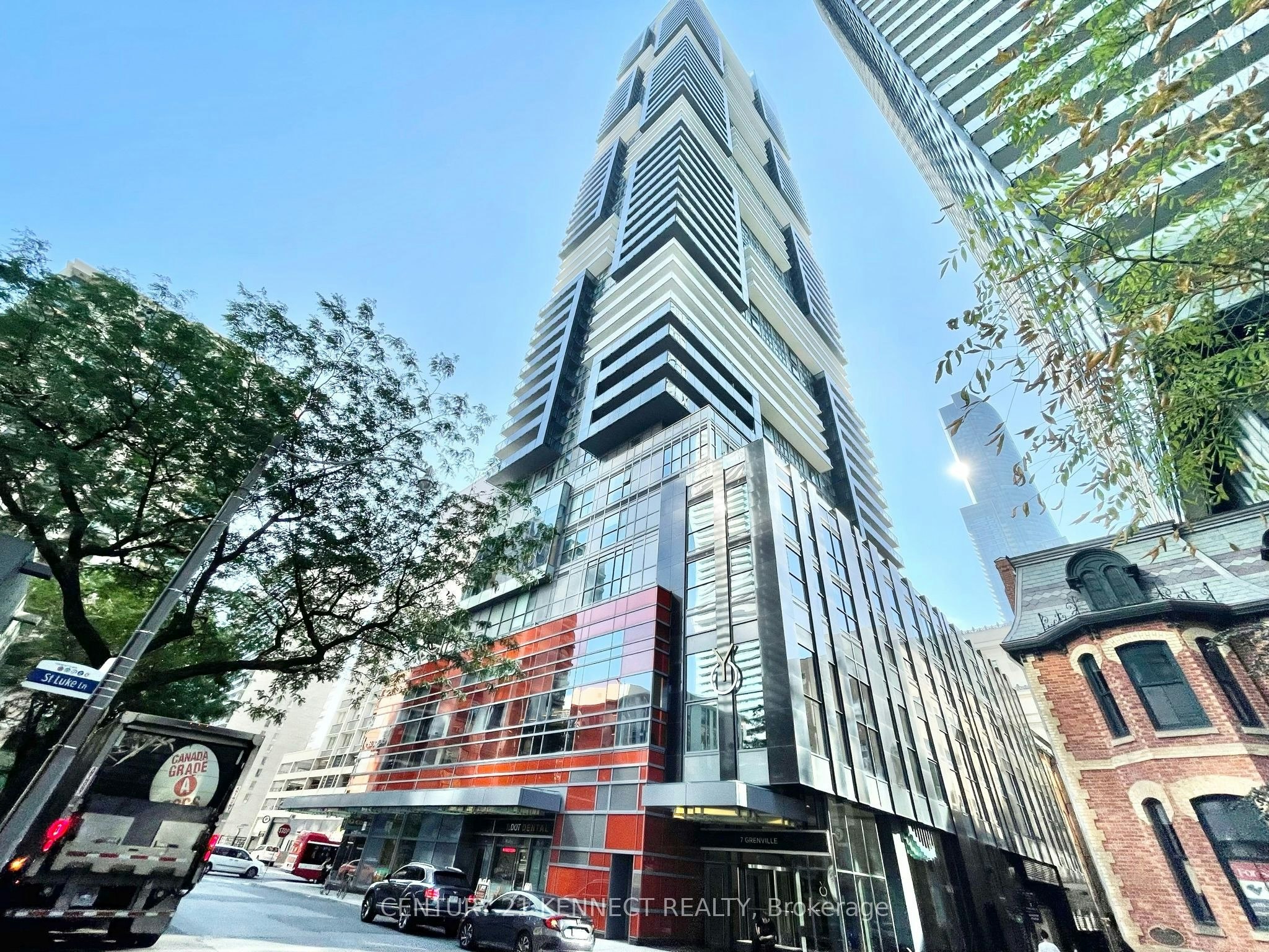 2301-7 Grenville Street, Toronto, ON, M4Y 1A1