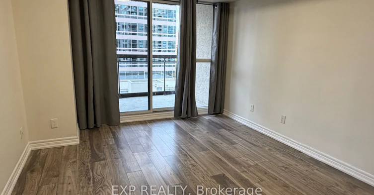 716-18 Parkview Avenue, Toronto, ON, M2N 7H7 - 11