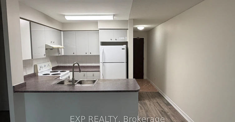 716-18 Parkview Avenue, Toronto, ON, M2N 7H7 - 7