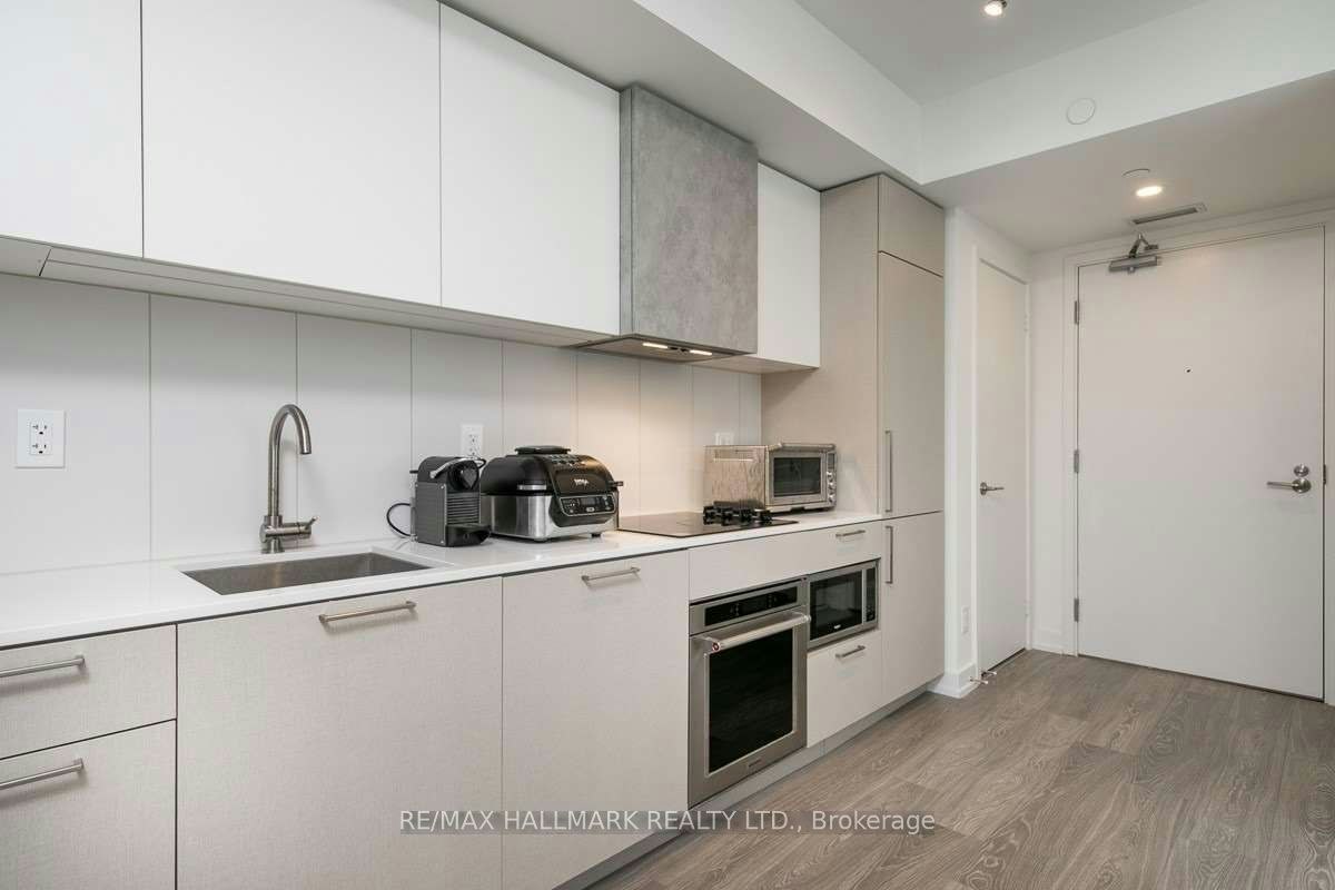 820-19 Western Battery Road, Toronto, ON, M6K 0E3 - 6