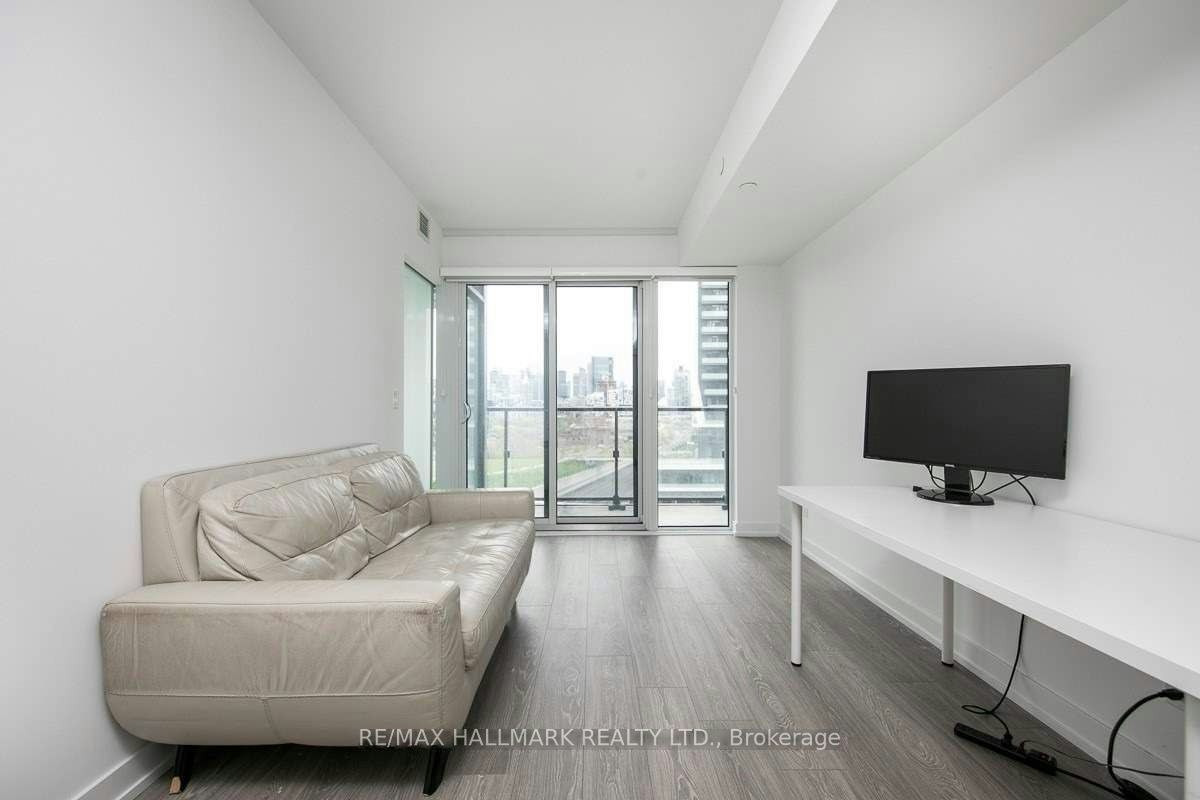 820-19 Western Battery Road, Toronto, ON, M6K 0E3 - 11