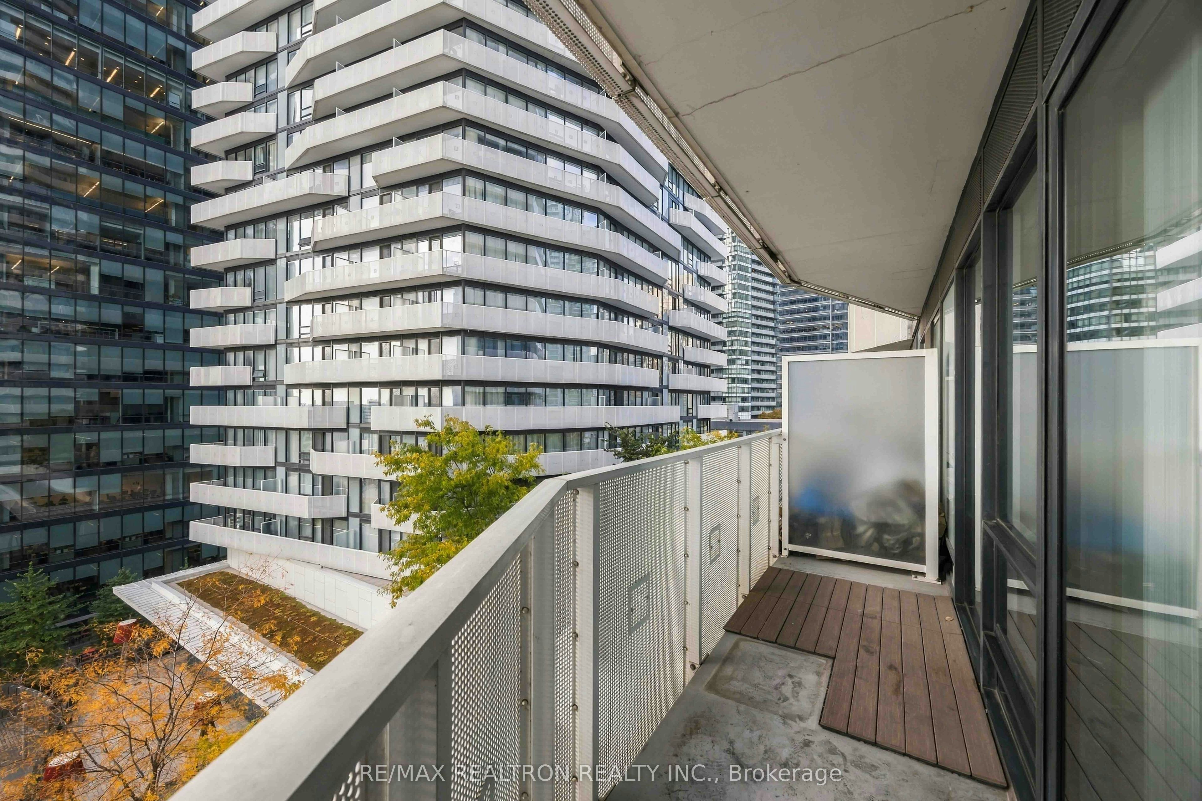 1410-88 Harbour Street, Toronto, ON, M5J 1B7 - 22