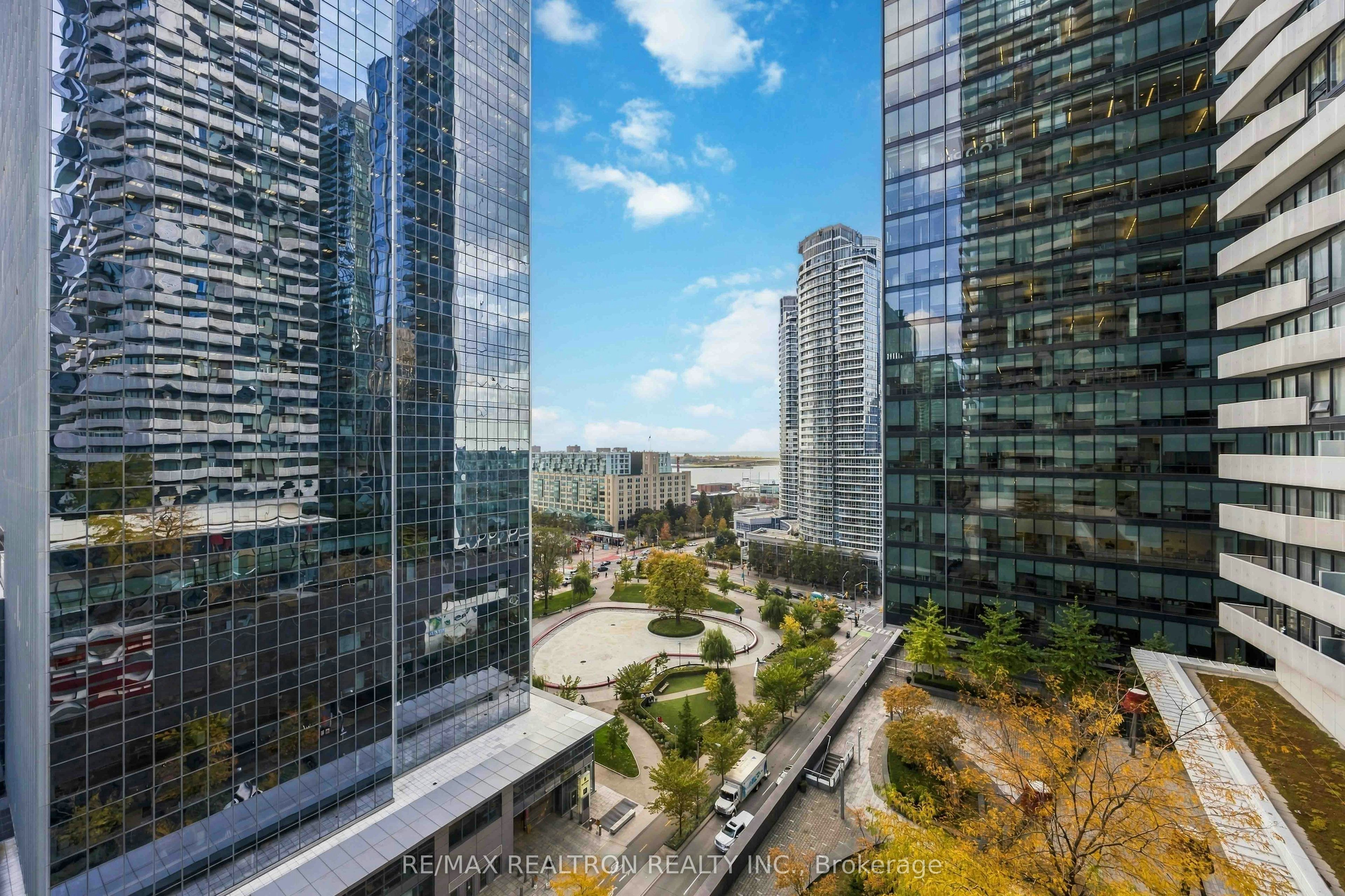 1410-88 Harbour Street, Toronto, ON, M5J 1B7 - 24