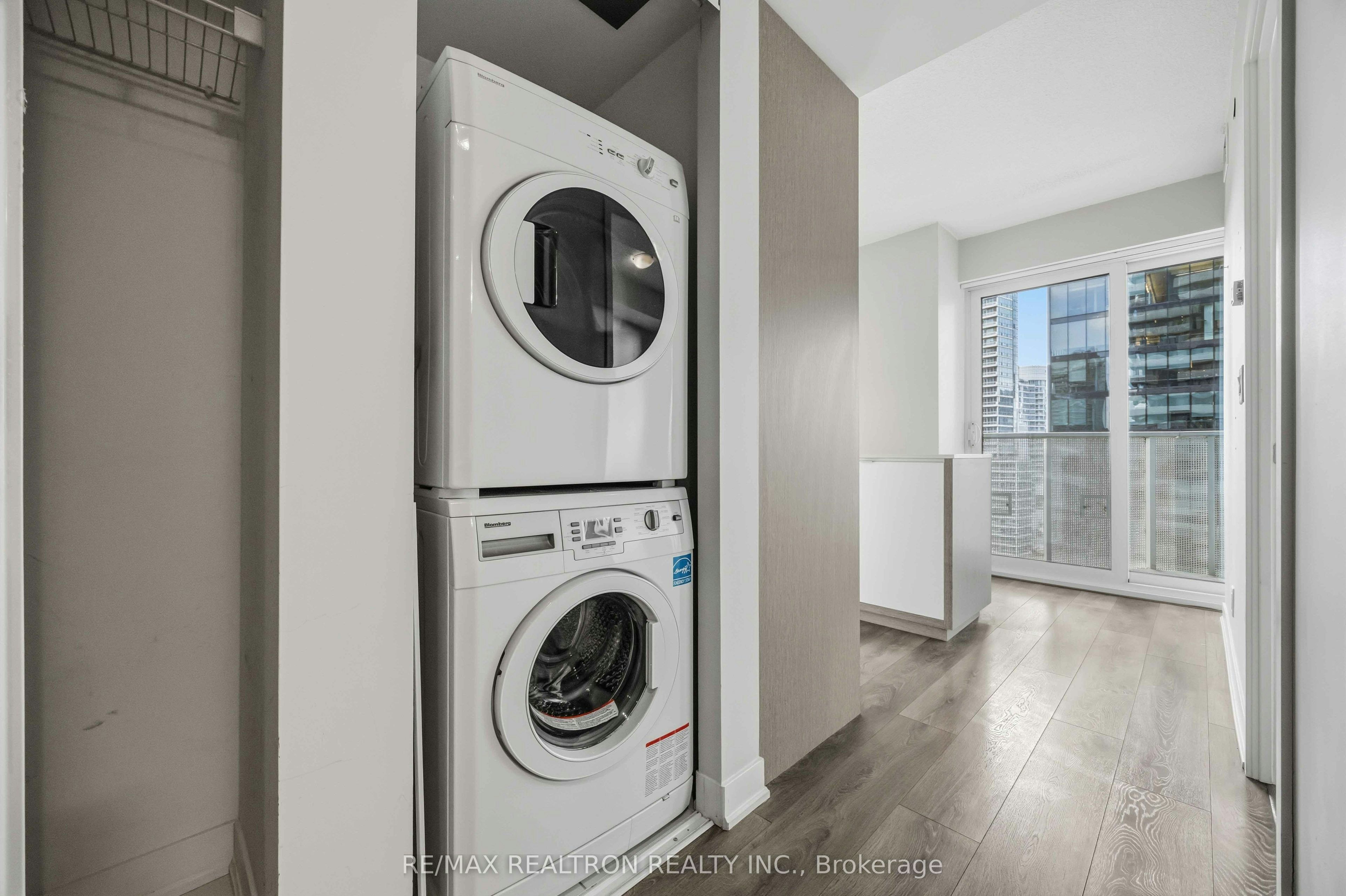 1410-88 Harbour Street, Toronto, ON, M5J 1B7 - 21