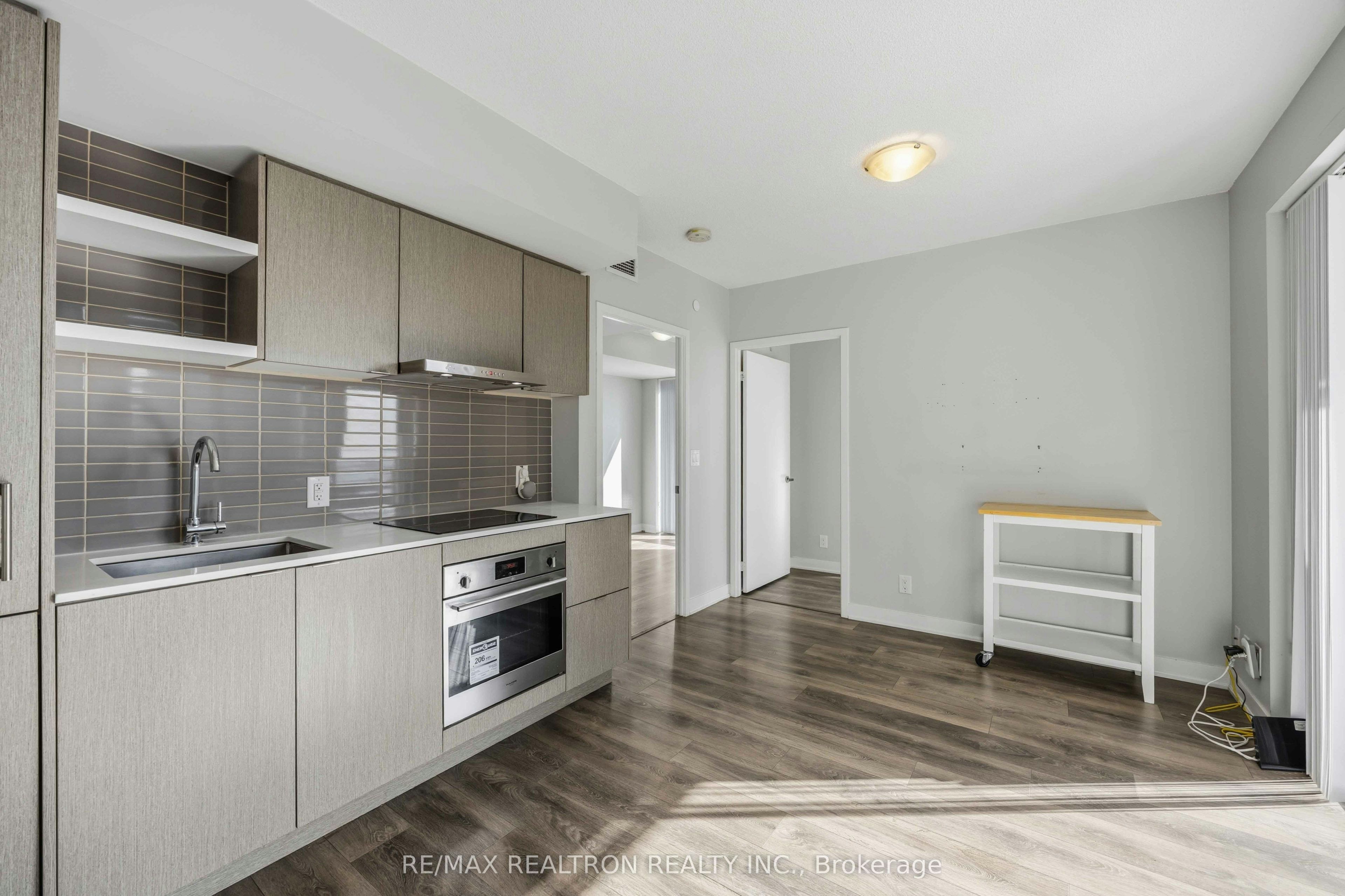 1410-88 Harbour Street, Toronto, ON, M5J 1B7 - 10