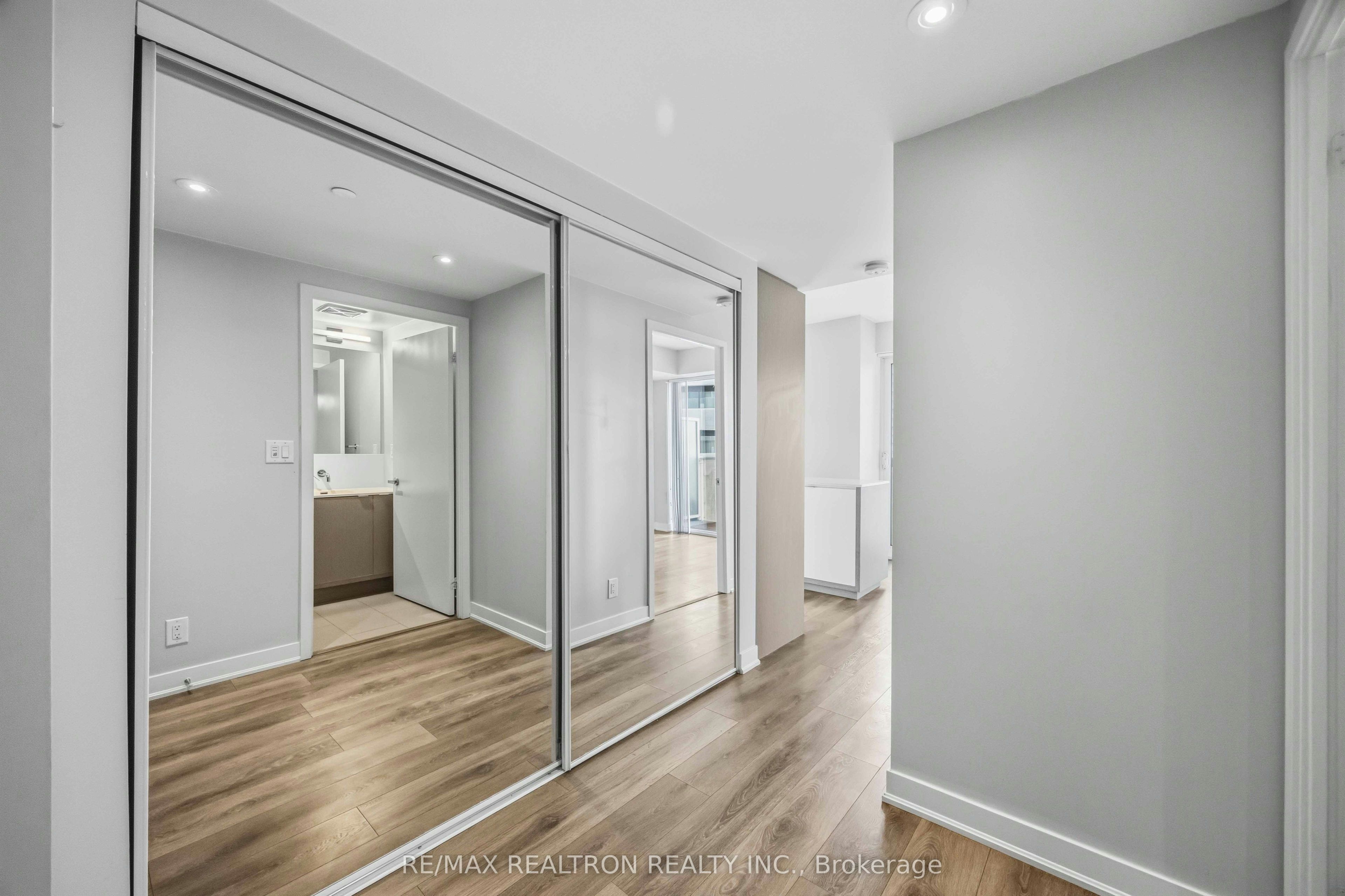 1410-88 Harbour Street, Toronto, ON, M5J 1B7 - 20