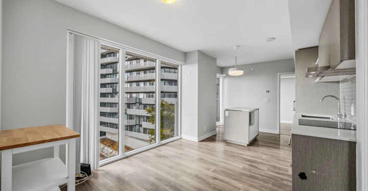 1410-88 Harbour Street, Toronto, ON, M5J 1B7 - 7