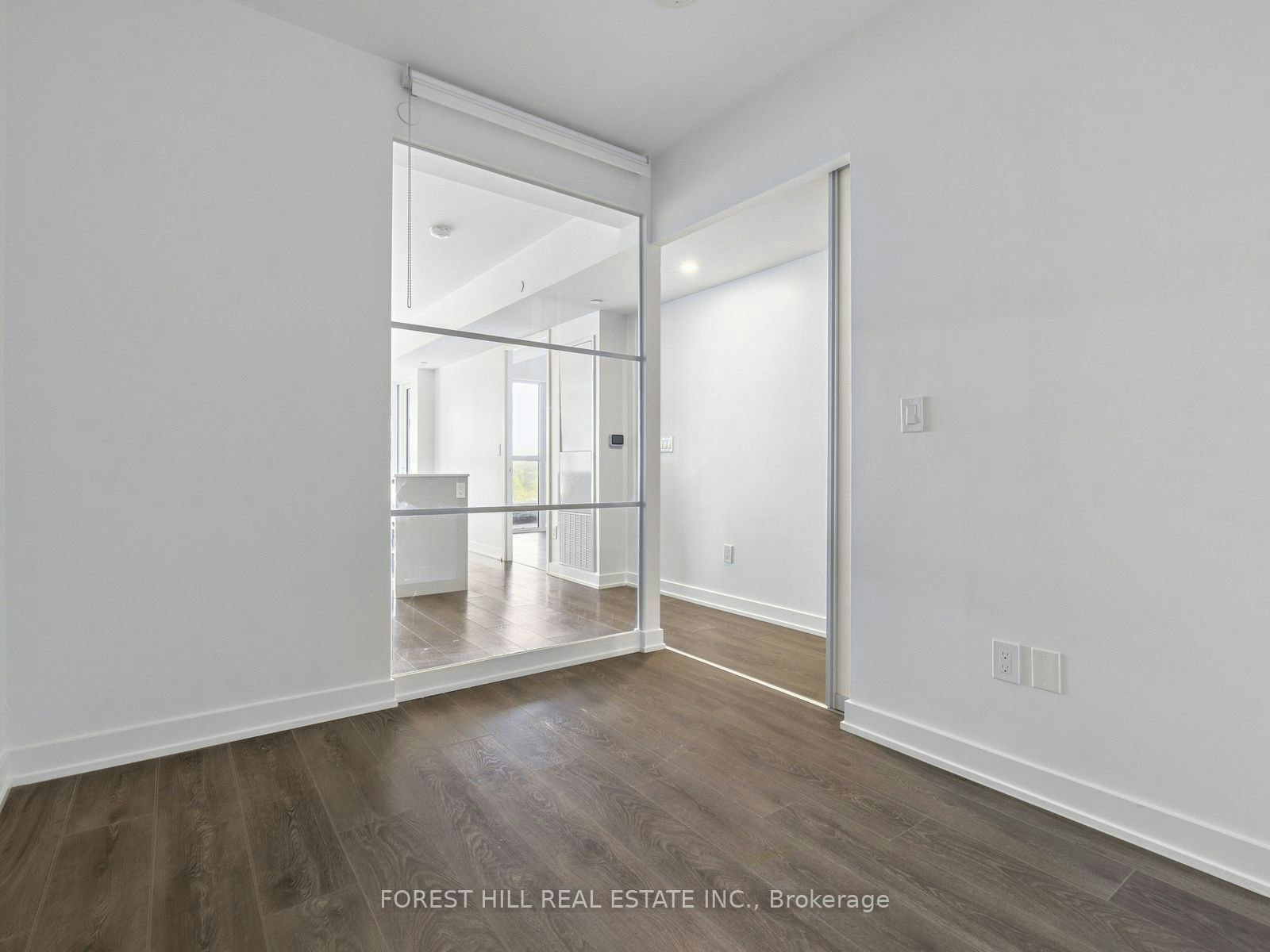 407-8 Tippett Road, Toronto, ON, M3H 0E7 - 24