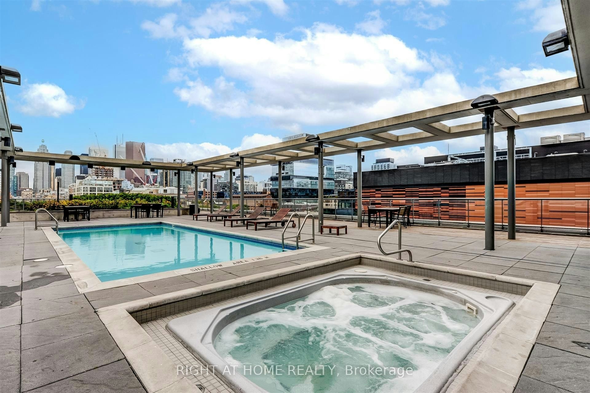 1709-33 Mill Street, Toronto, ON, M5A 3R3 - 29