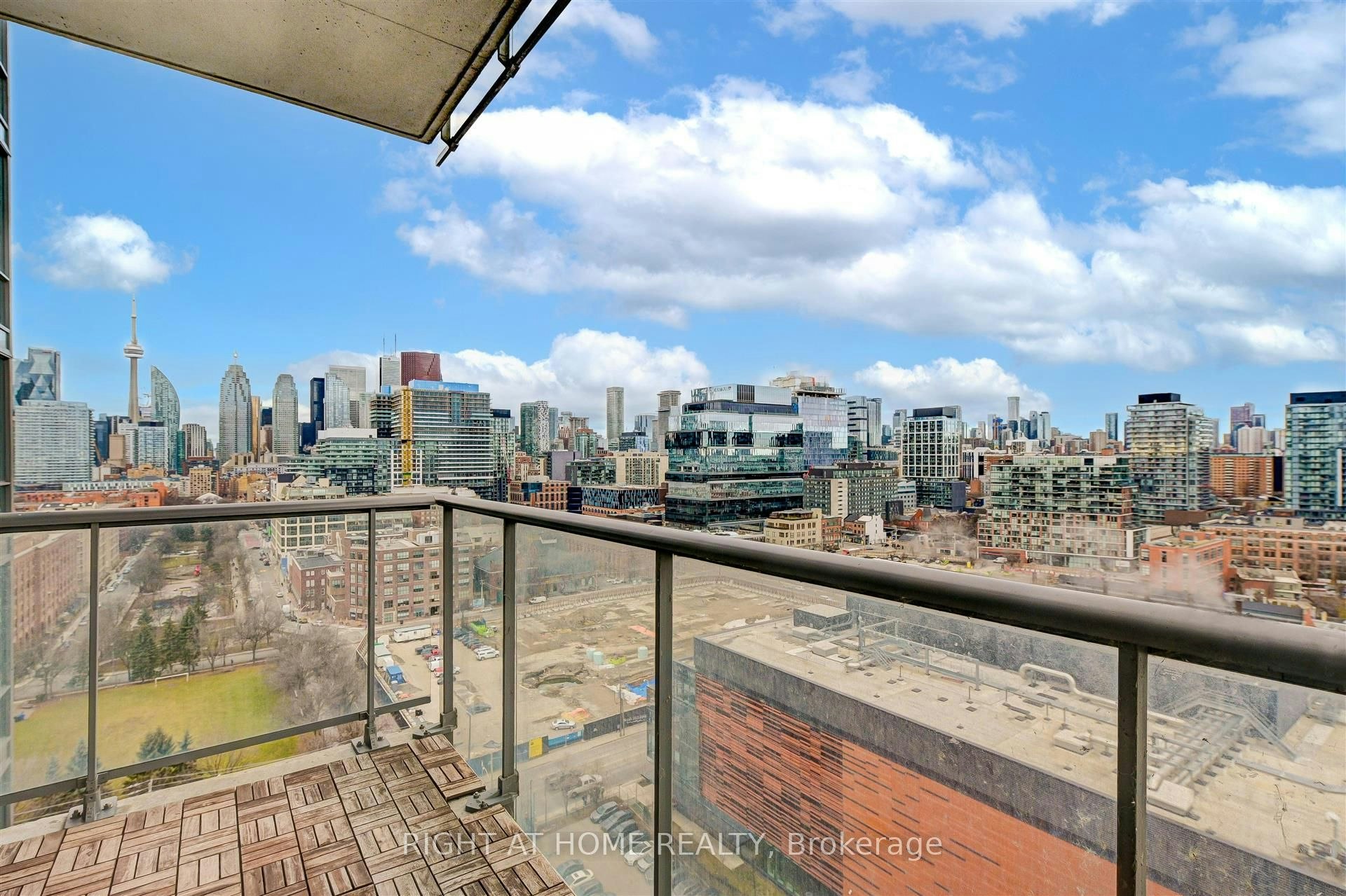 1709-33 Mill Street, Toronto, ON, M5A 3R3 - 23