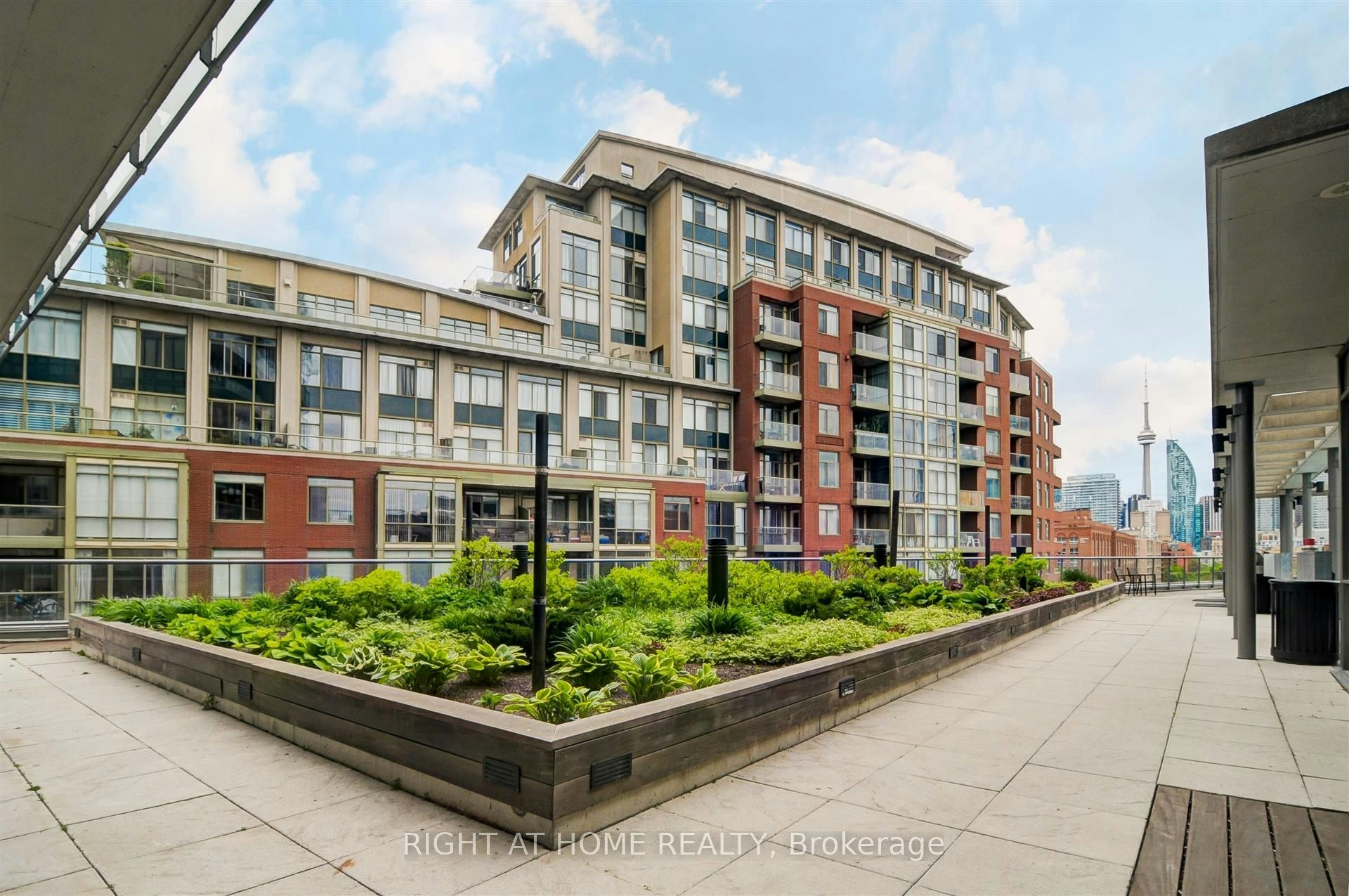 1709-33 Mill Street, Toronto, ON, M5A 3R3 - 31