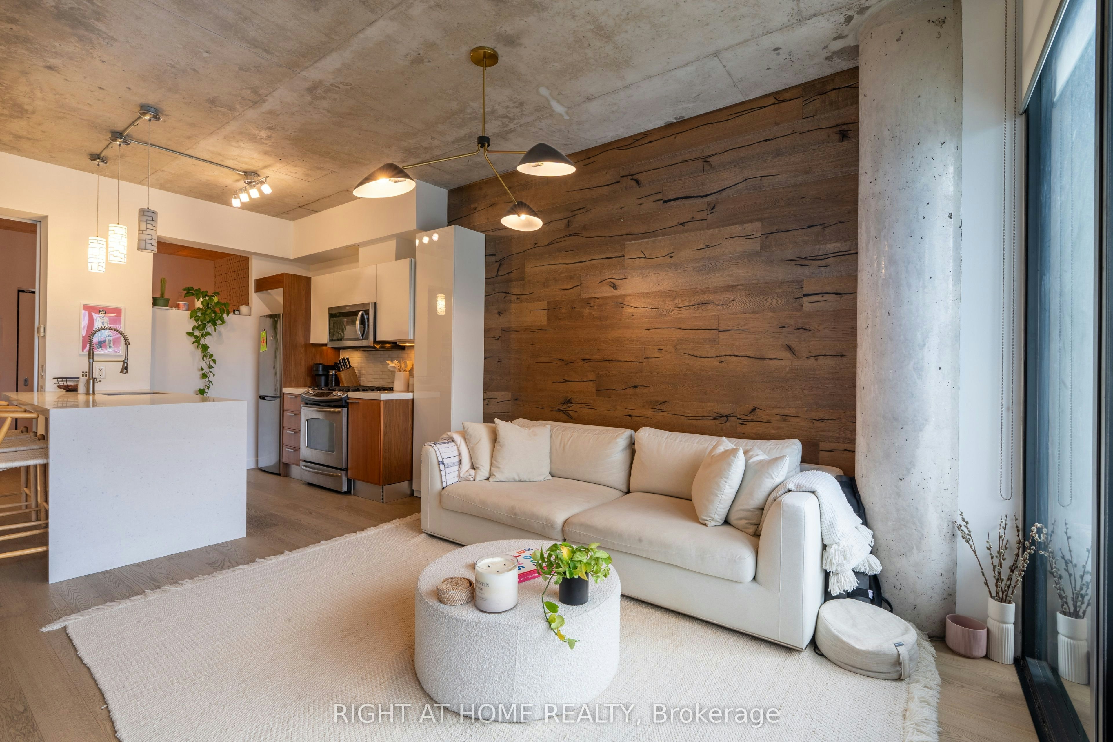 704-25 Stafford Street, Toronto, ON, M5V 0G3 - 10