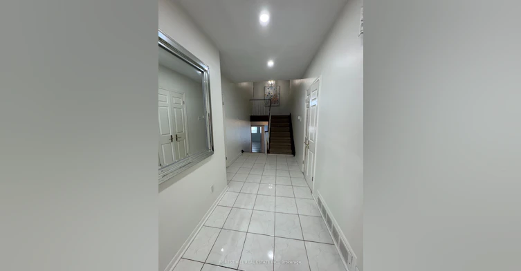 3 Tokay Court, Toronto, ON, M3H 3V2 - 3