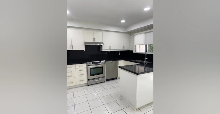 3 Tokay Court, Toronto, ON, M3H 3V2 - 12