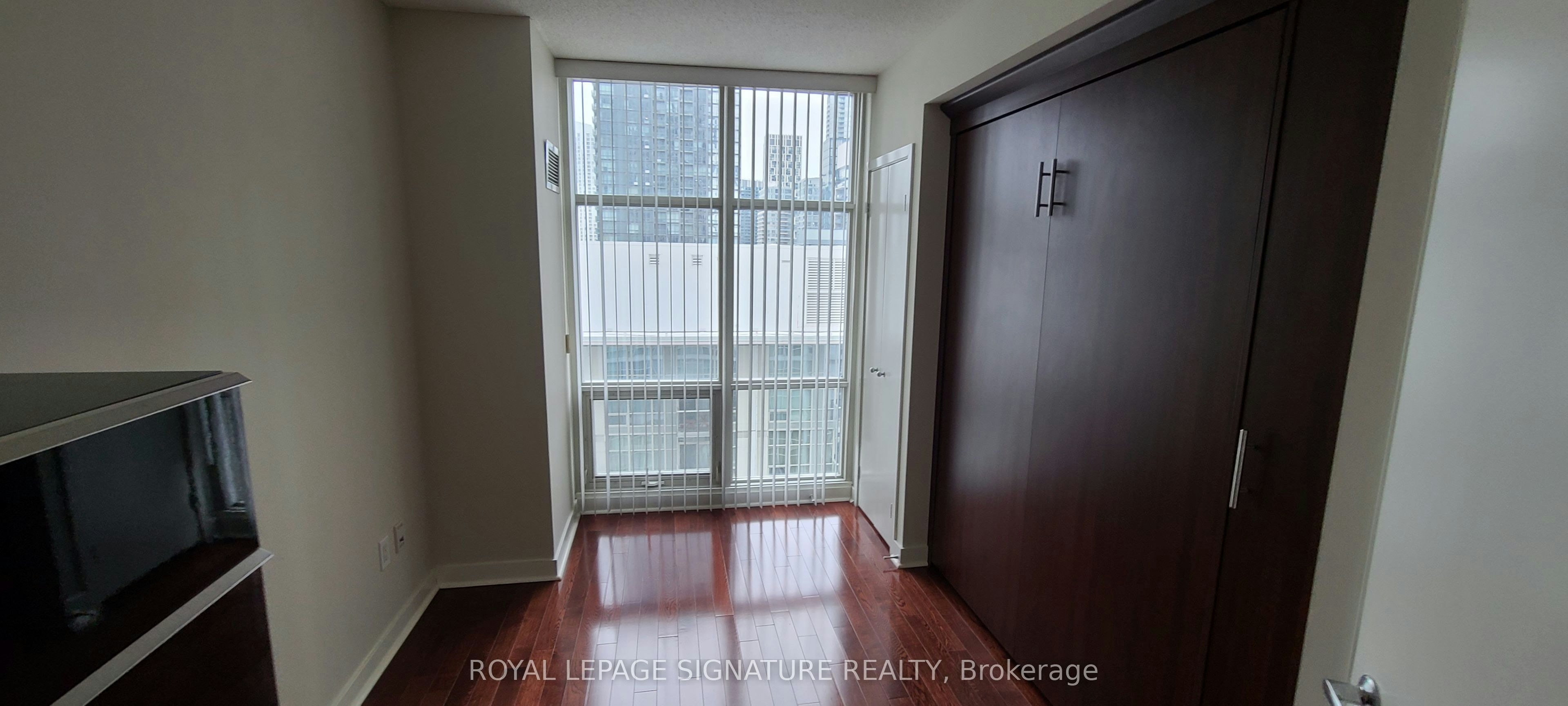 1212-10 Navy Wharf Court, Toronto, ON, M5V 3V2 - 11