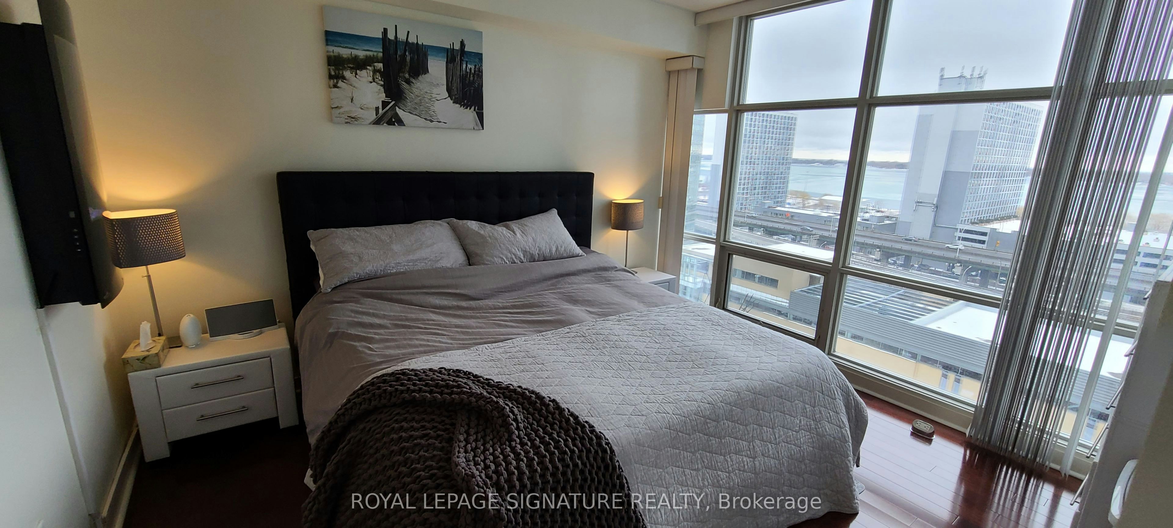 1212-10 Navy Wharf Court, Toronto, ON, M5V 3V2 - 12