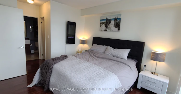 1212-10 Navy Wharf Court, Toronto, ON, M5V 3V2 - 13