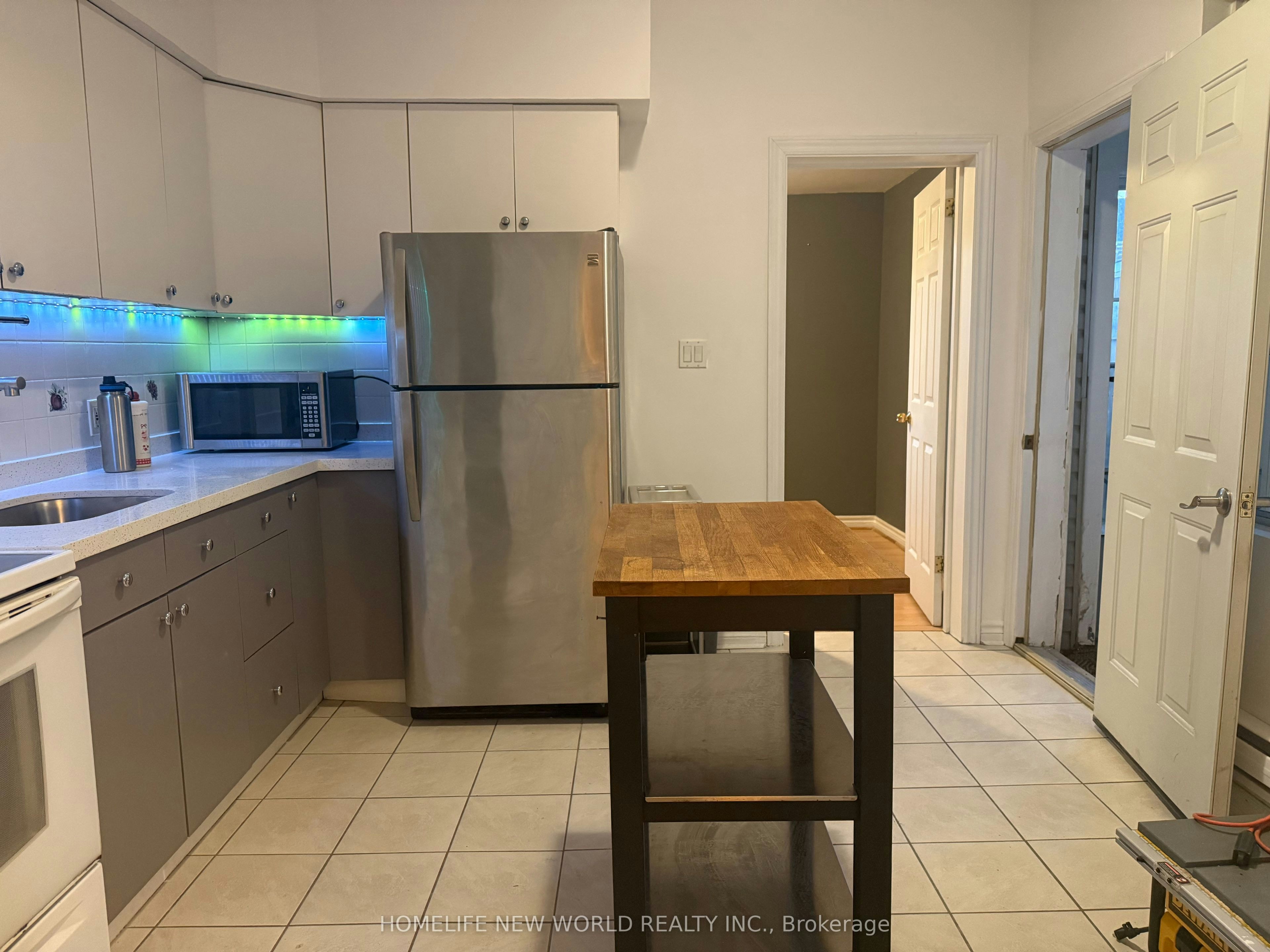 6 Dublin Street, Toronto, ON, M6H 1J3 - 2