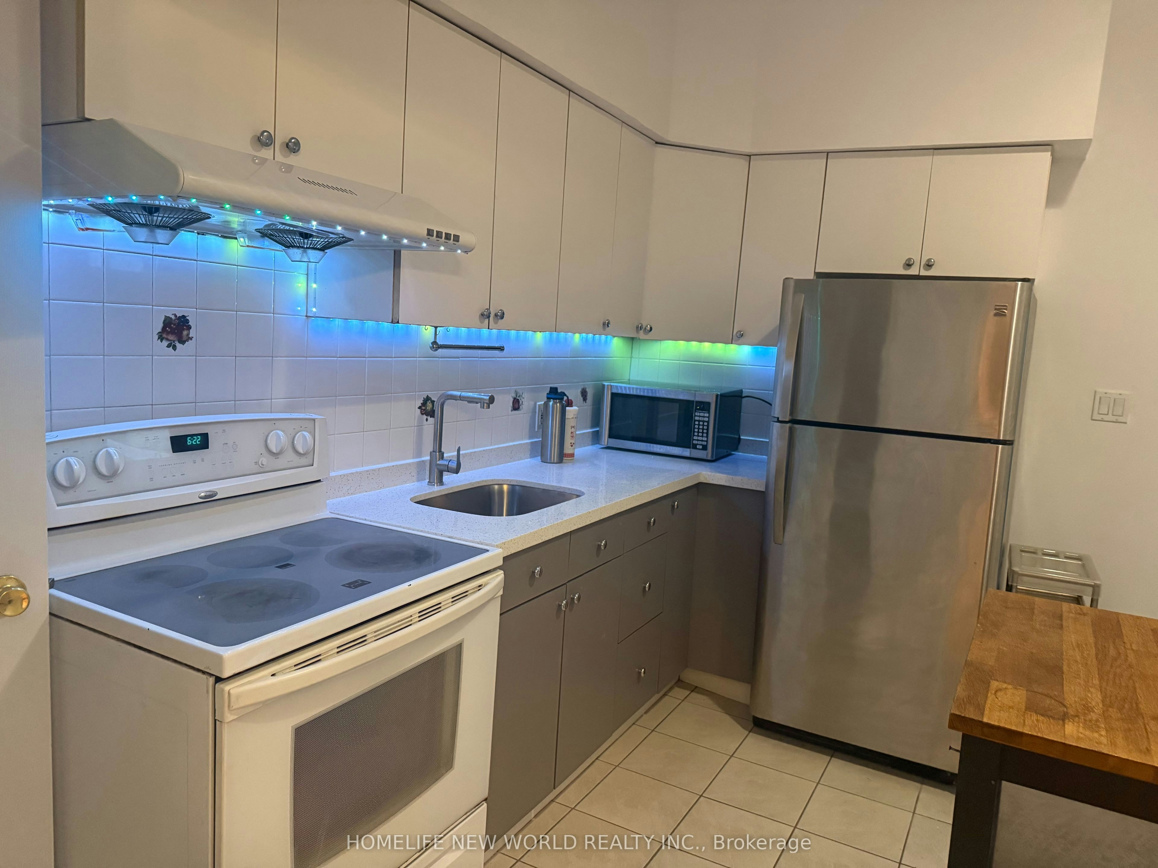 6 Dublin Street, Toronto, ON, M6H 1J3 - 3