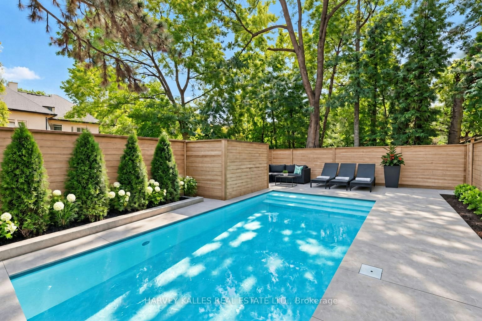 523 Vesta Drive, Toronto, ON, M5P 3A9 - 2