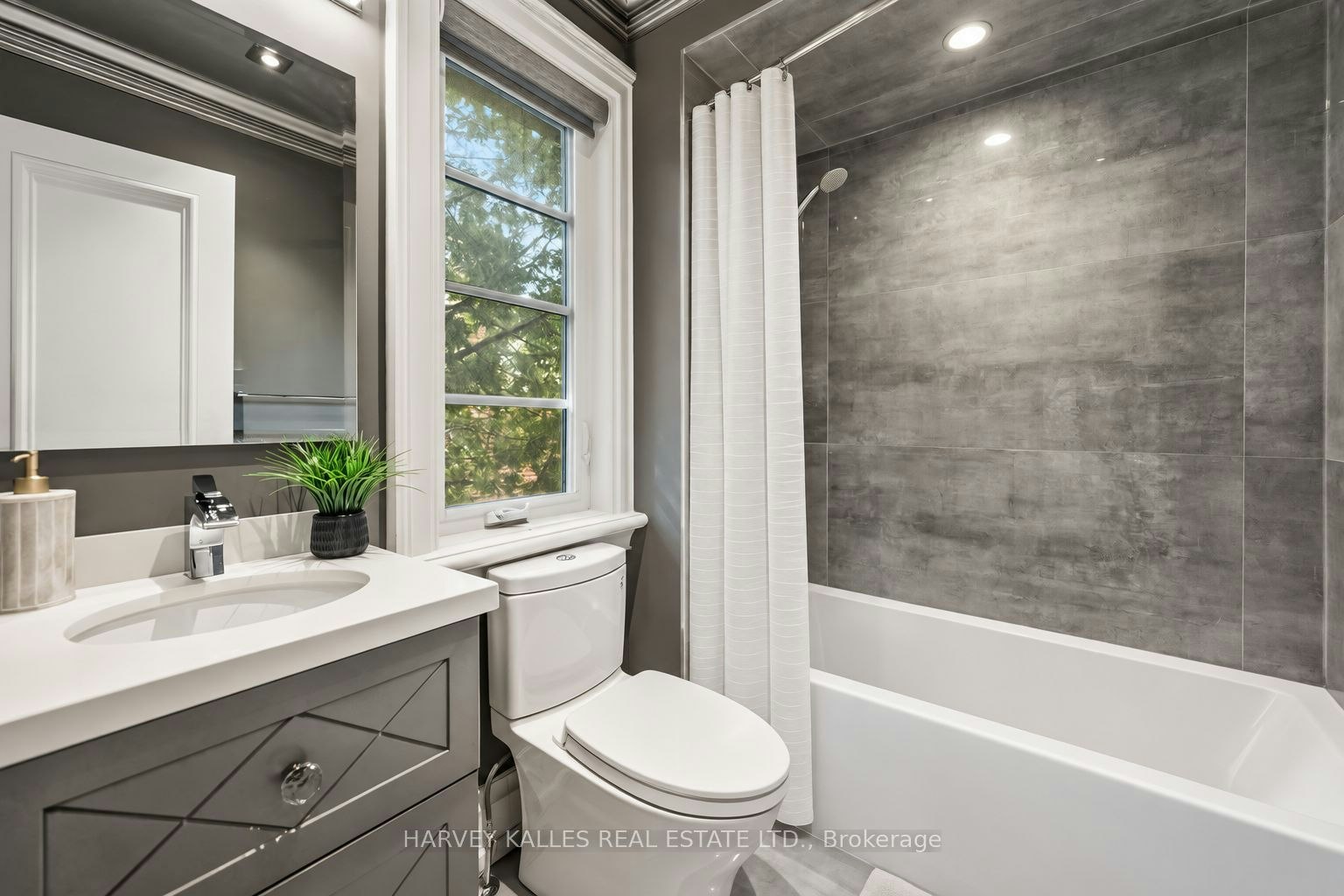 523 Vesta Drive, Toronto, ON, M5P 3A9 - 30