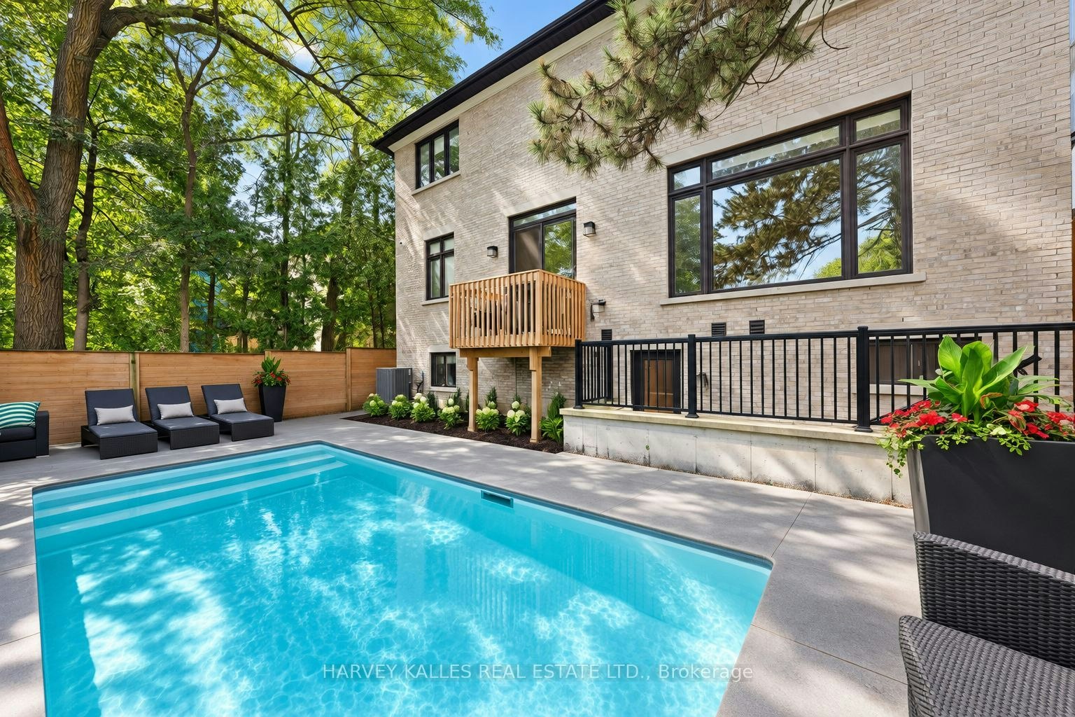 523 Vesta Drive, Toronto, ON, M5P 3A9 - 43