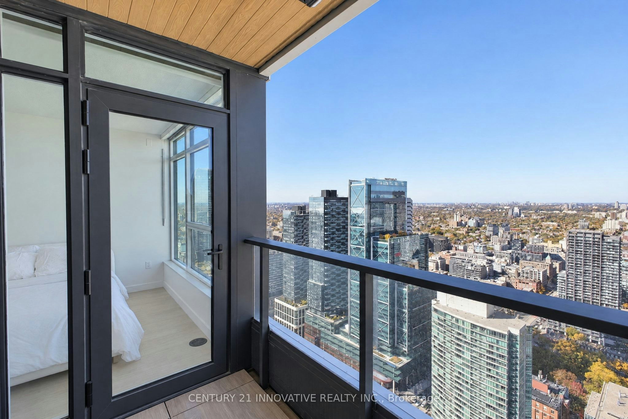 5702-1 Concord Cityplace Way, Toronto, ON, M5V 0X3 - 22