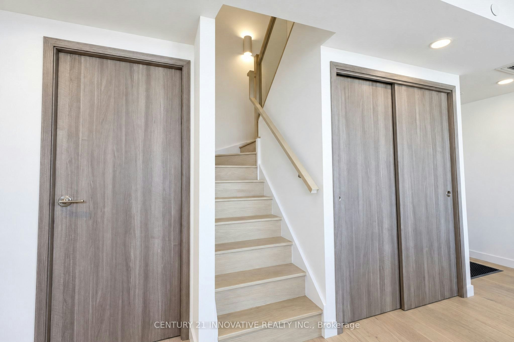 5702-1 Concord Cityplace Way, Toronto, ON, M5V 0X3 - 15