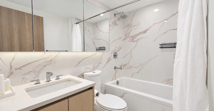 5702-1 Concord Cityplace Way, Toronto, ON, M5V 0X3 - 27