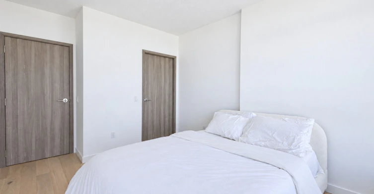 5702-1 Concord Cityplace Way, Toronto, ON, M5V 0X3 - 19
