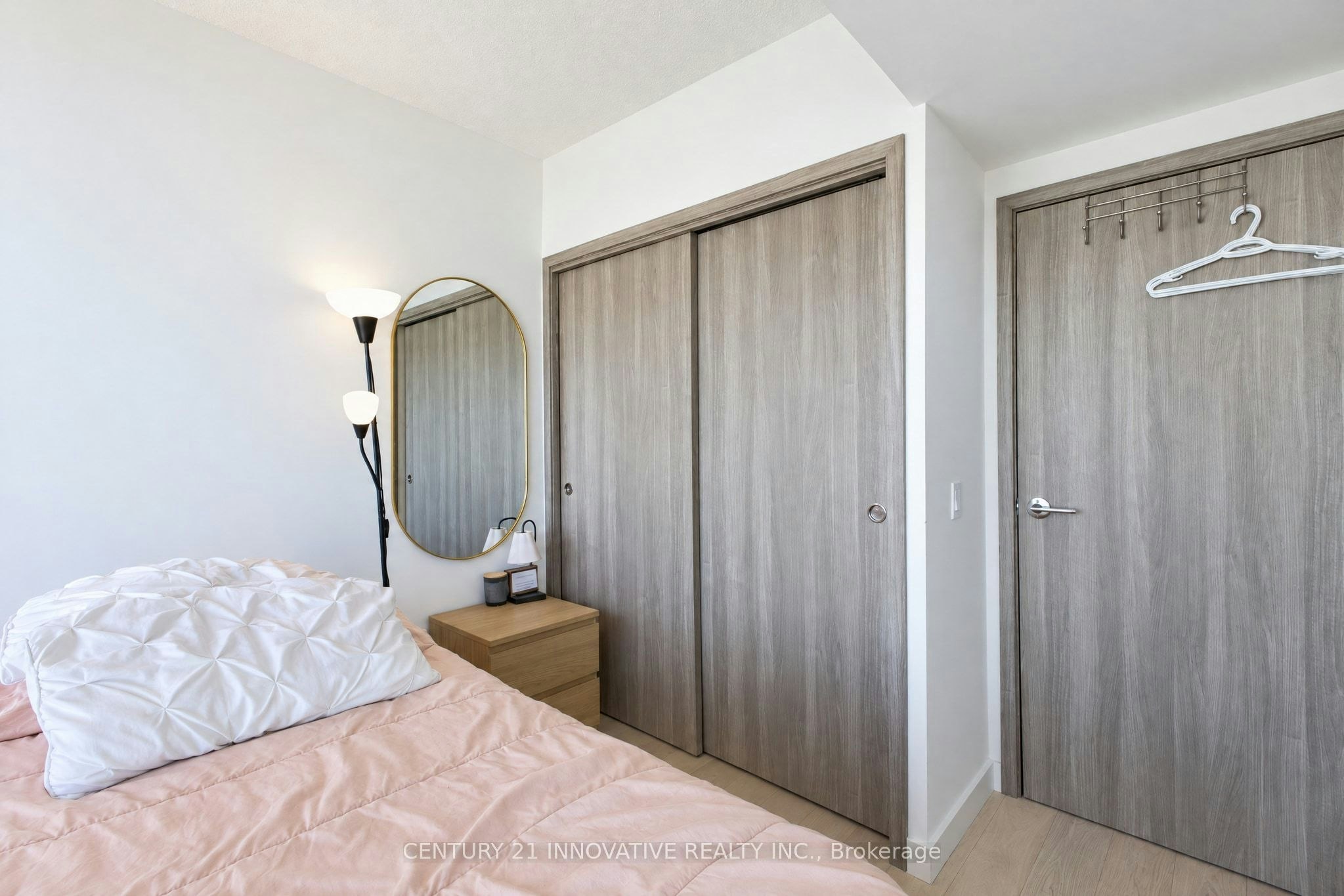 5702-1 Concord Cityplace Way, Toronto, ON, M5V 0X3 - 31