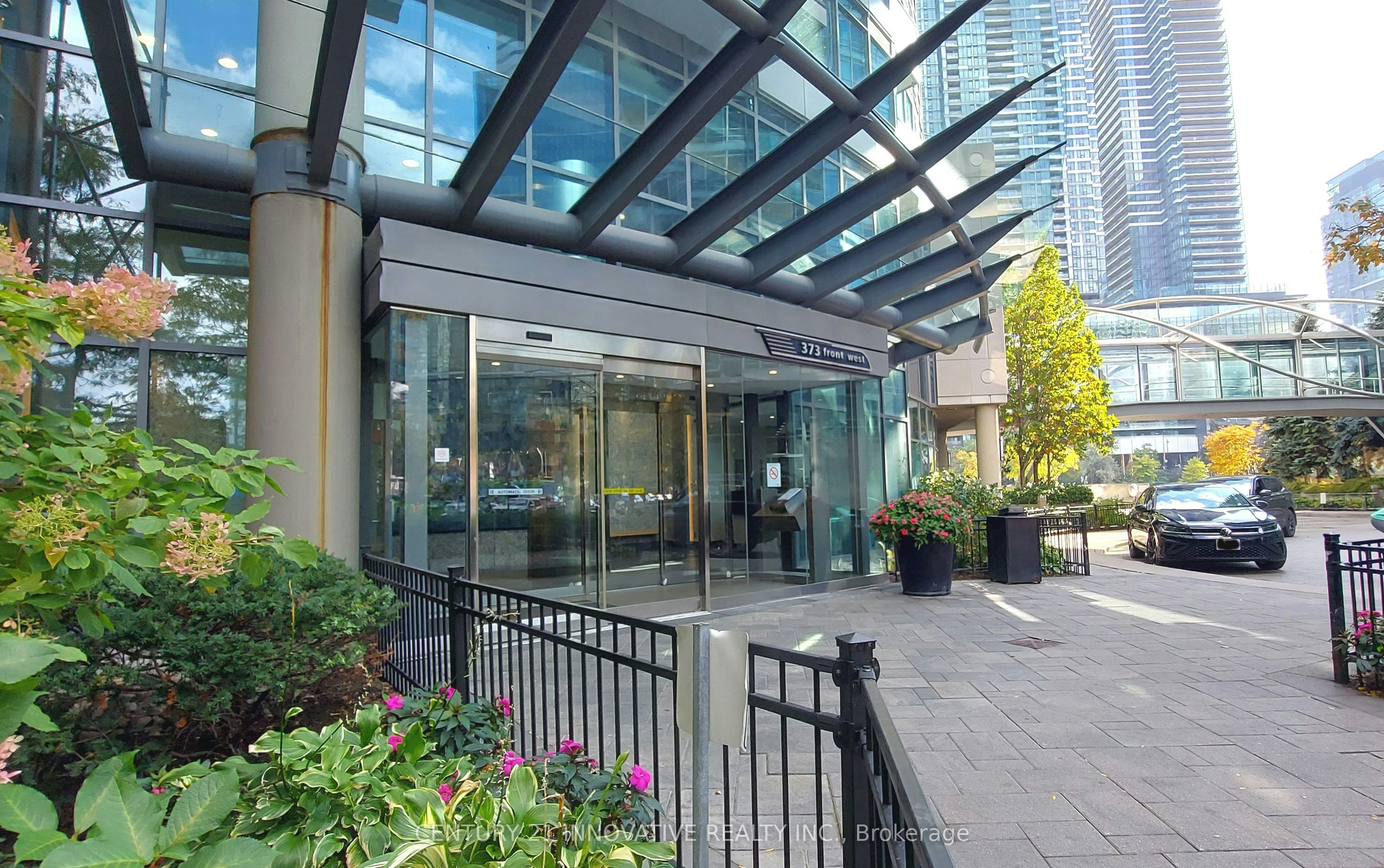 1010-373 Front Street W, Toronto, ON, M5V 3R5 - 2