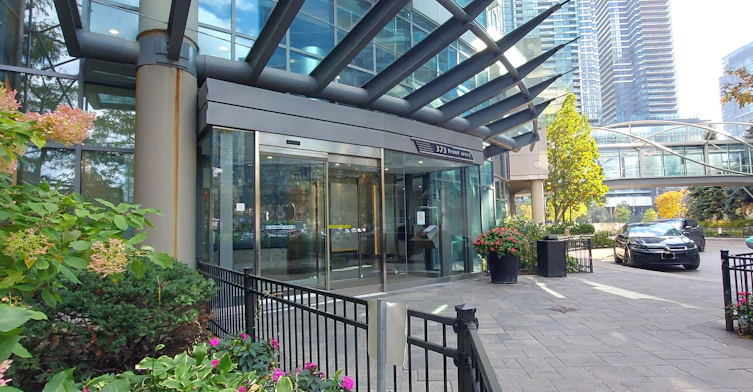 1010-373 Front Street W, Toronto, ON, M5V 3R5 - 2