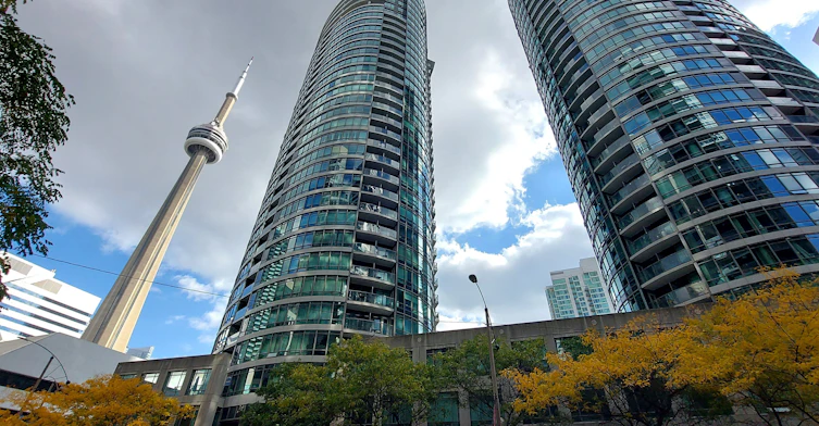 1010-373 Front Street W, Toronto, ON, M5V 3R5