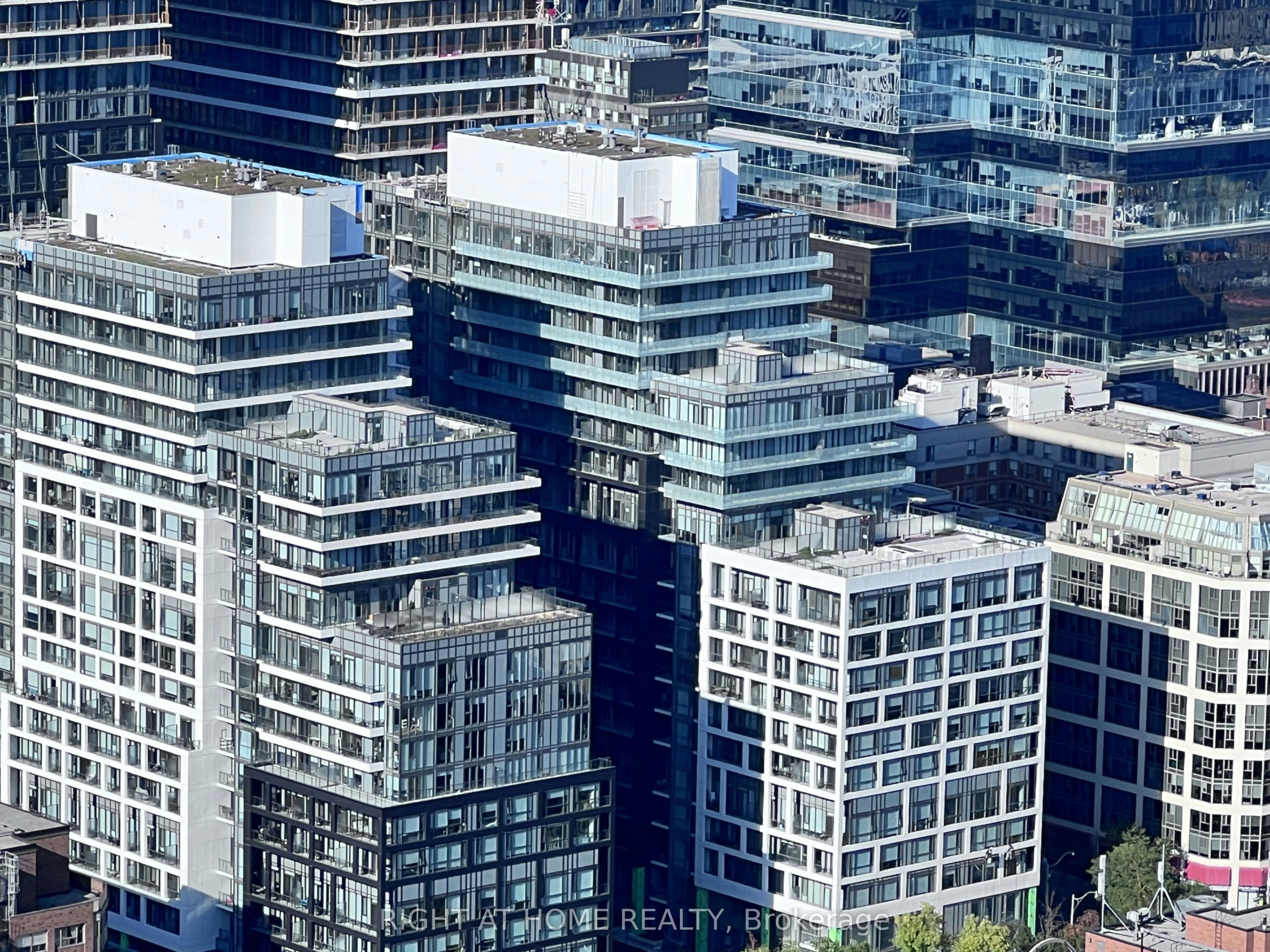 1721-60 Princess Street, Toronto, ON, M5A 2C7
