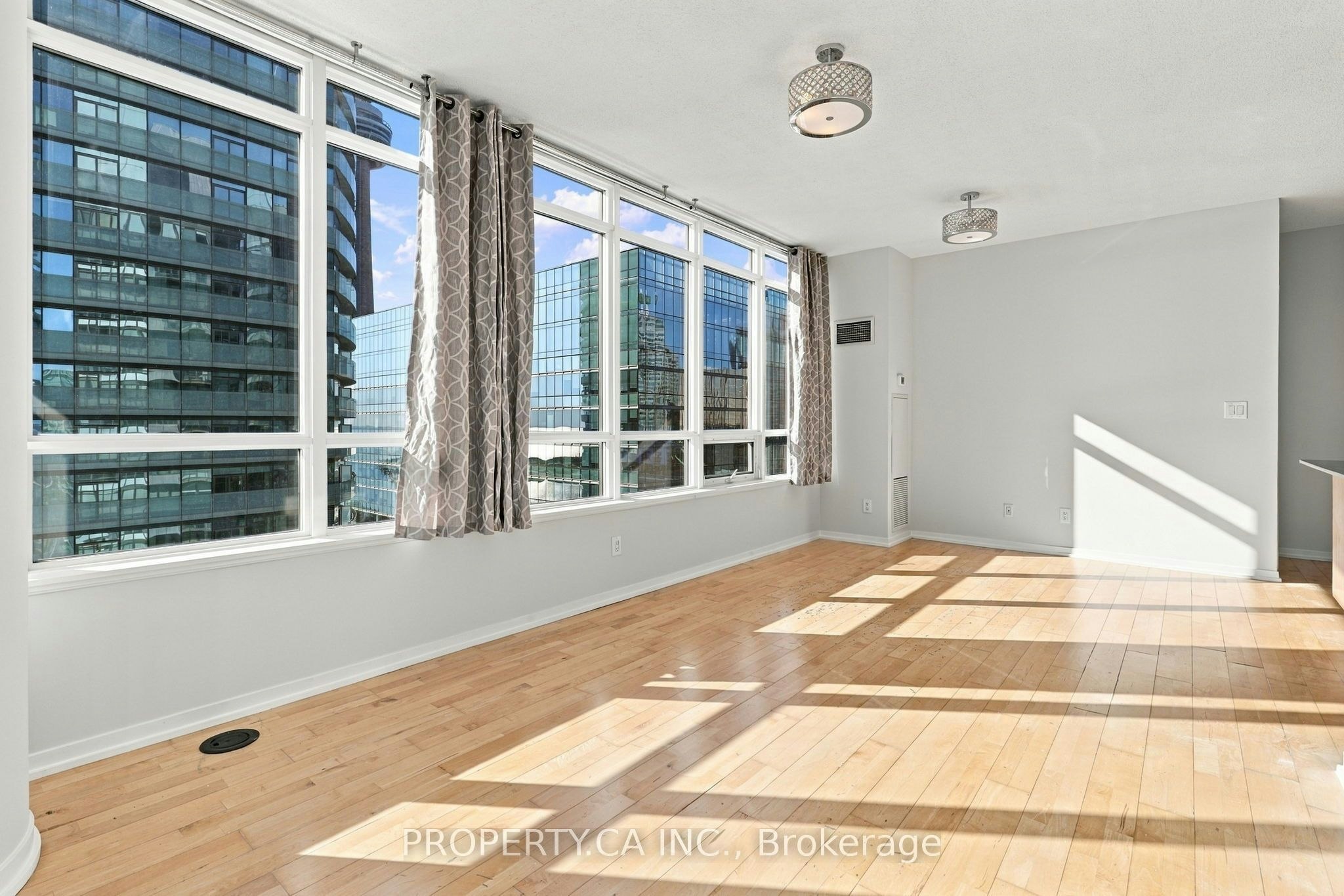 4310-55 Bremner Boulevard, Toronto, ON, M5J 0A6 - 14