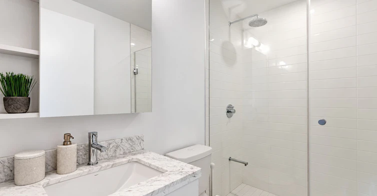 4009-2221 Yonge Street, Toronto, ON, M4S 0B8 - 14