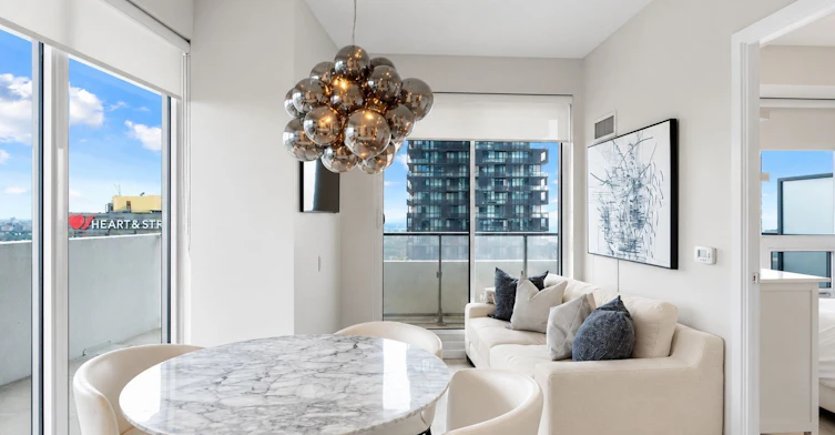 4009-2221 Yonge Street, Toronto, ON, M4S 0B8 - 8