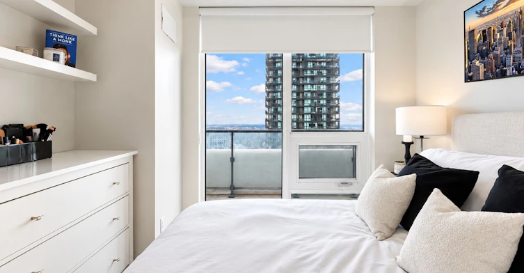4009-2221 Yonge Street, Toronto, ON, M4S 0B8 - 12