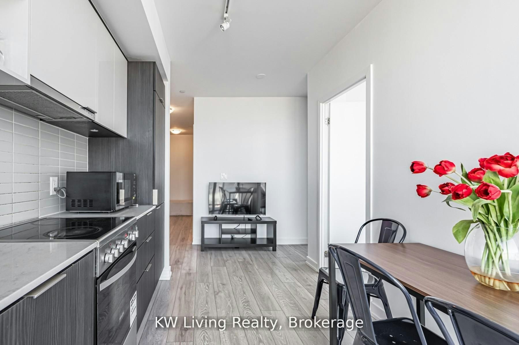 3009-159 Wellesley Street E, Toronto, ON, M5Y 0H5