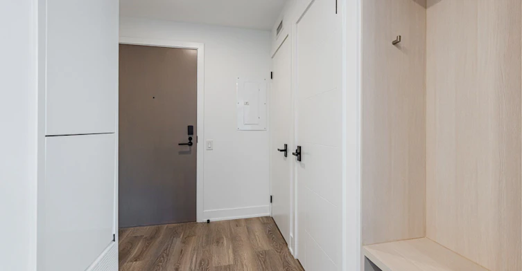 E0905-30 Mutual Street, Toronto, ON, M5B 2A7 - 2