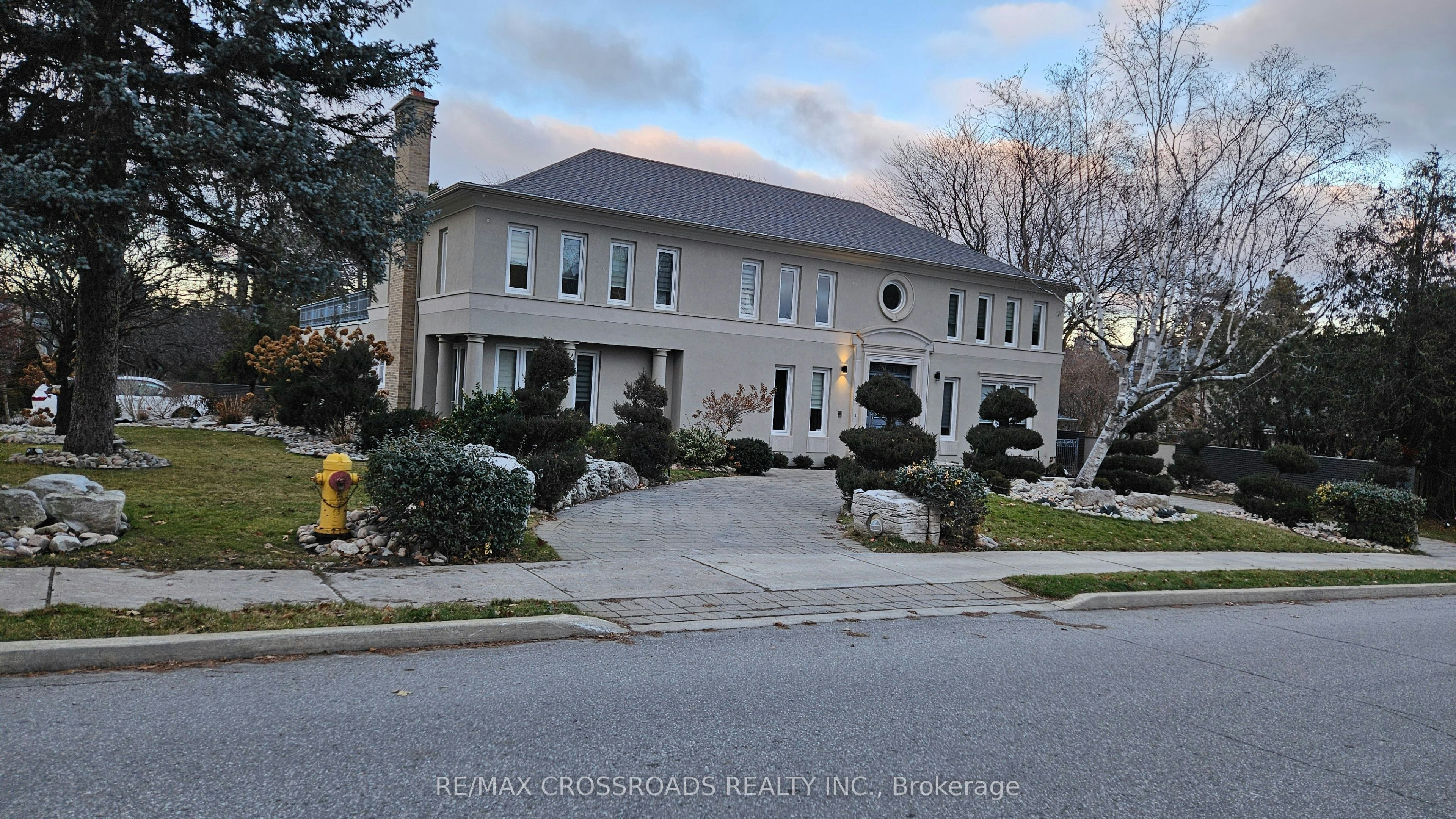 200 The Bridle Path, Toronto, ON, M3C 2P5