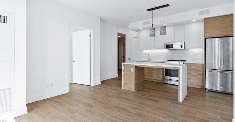 1109-200 Redpath Avenue, Toronto, ON, M4P 0E6 - 11