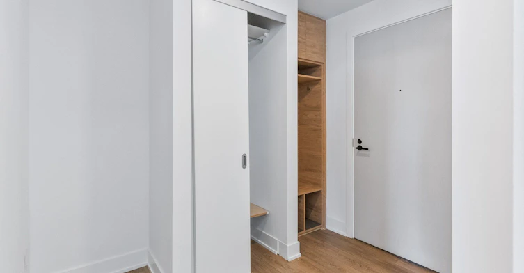 1109-200 Redpath Avenue, Toronto, ON, M4P 0E6 - 2