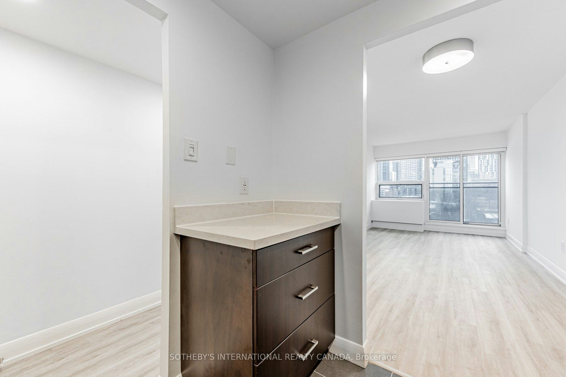 S1015-191 Sherbourne Street, Toronto, ON, M5A 3X1 - 6